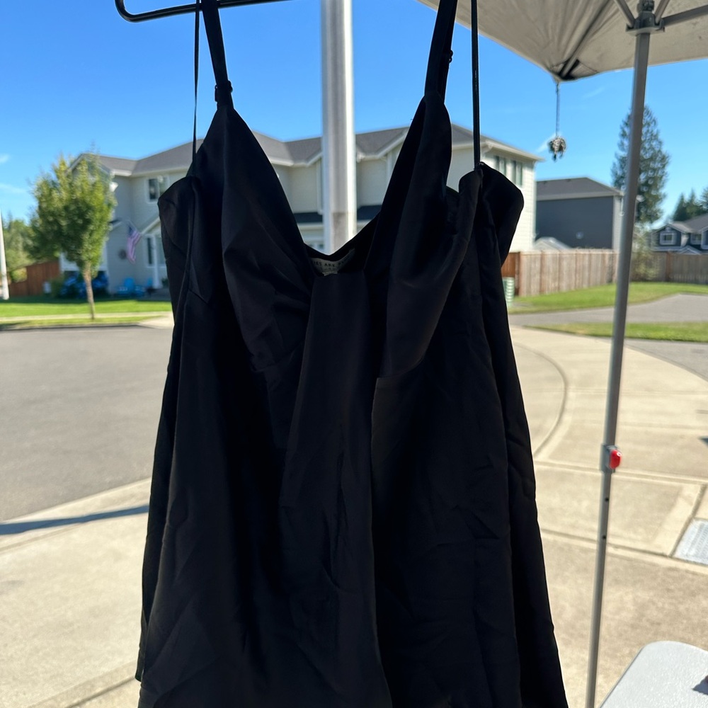 Skies Are Blue Curvy Black Dress